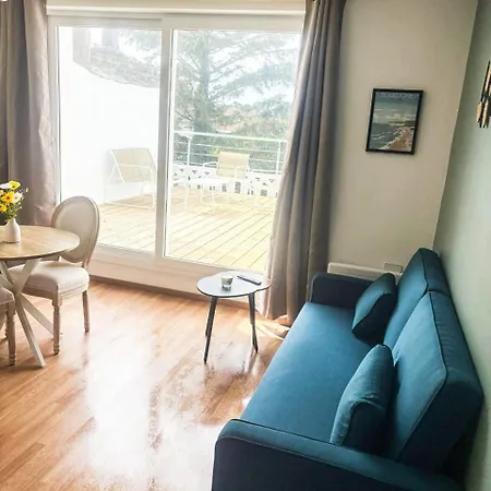 Apartment 35 M2 30 M2 De Terrasse Acces Jardin