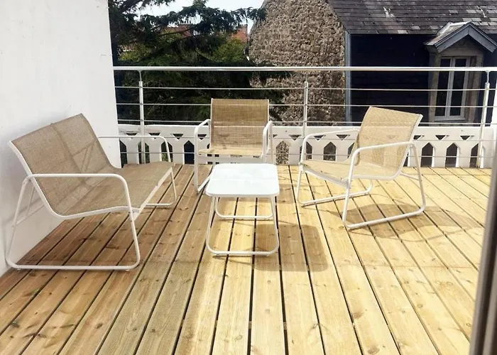 Appartement 35 m2 charmant plus 30 M2 de terrasse Accès jardin SPA *
