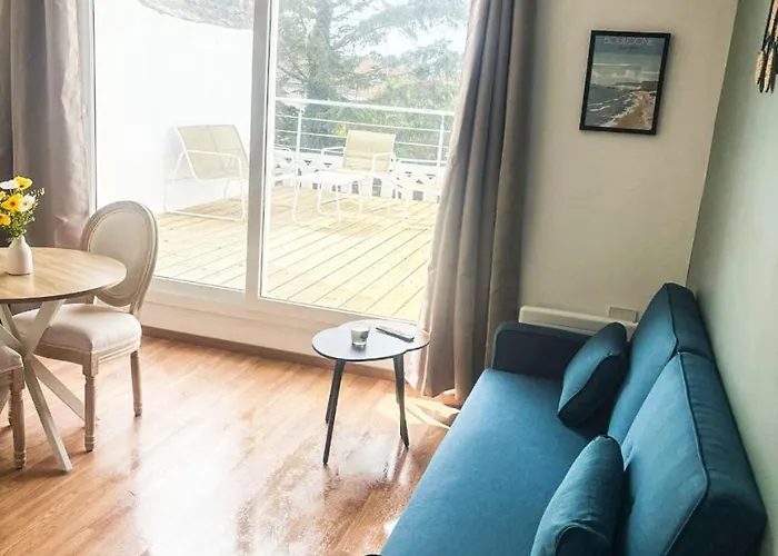 Appartement 35 m2 charmant plus 30 M2 de terrasse Accès jardin SPA